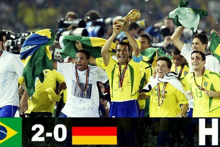 2002年世界杯决赛的相关图片